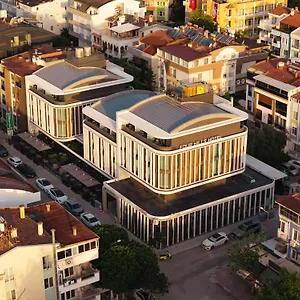 Antalya otelleri ve daireleri, Antalya'deki tüm konaklama tesisleri